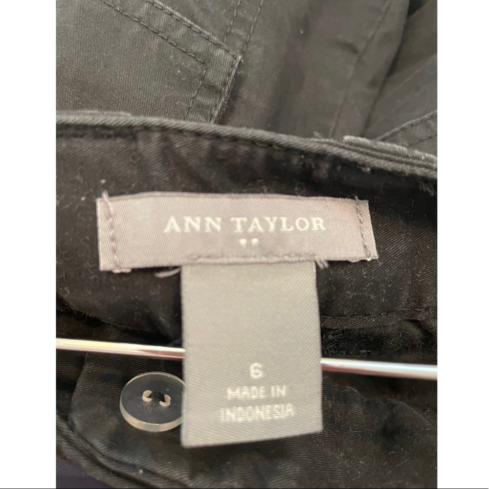 Ann Taylor black cargo shorts - Picture 4 of 4